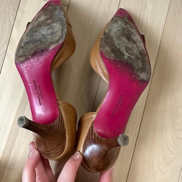 Emanuel Ungaro Brown Leather Heels – Made in Italy with Mother of Pearl Detail - Picture 7 of 8